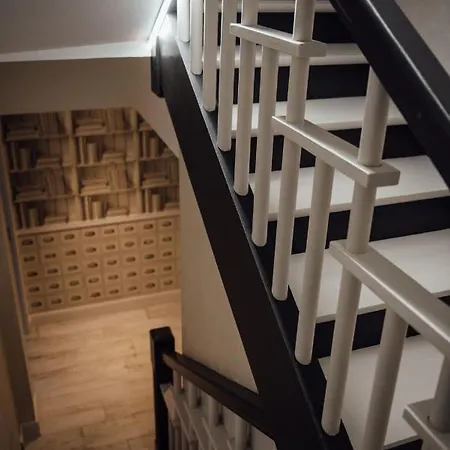 Amirauté Hotel 3*