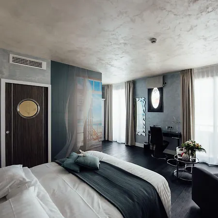 Amiraute Otel