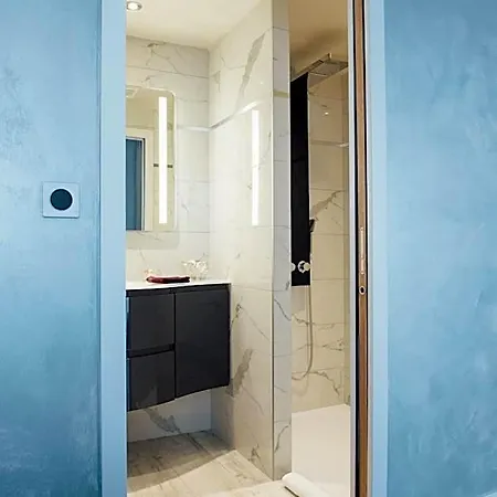 Otel Amiraute 3*